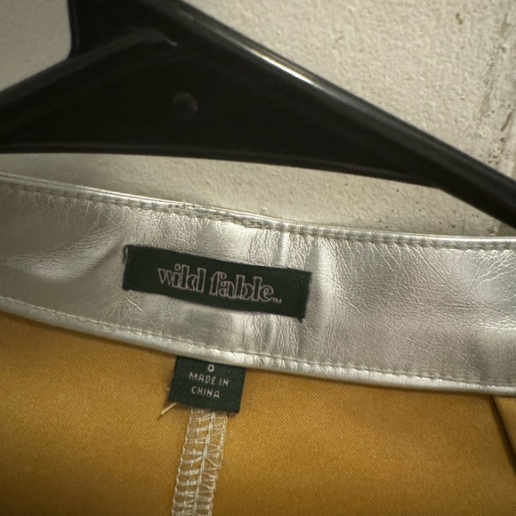 Skirt - Picture 3 of 4